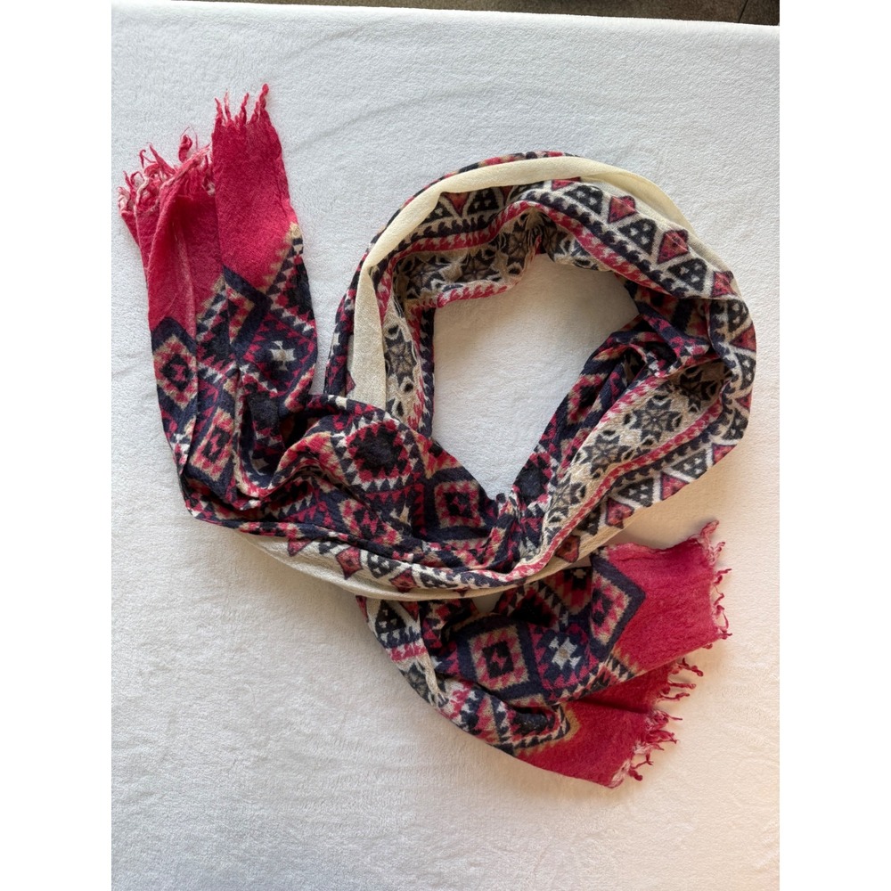Spun Scarves By Subtle Luxury 100% Wool Scarf‎ Aztec Tribal Lightweight Red